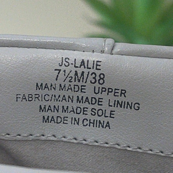 Light Grey Jessica Simpson Slouchy Ankle Booties. - Picture 11 of 17